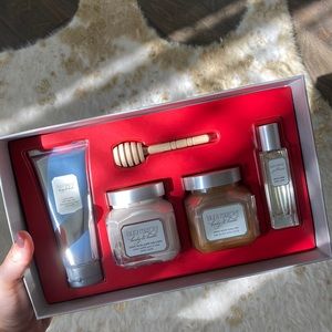 Laura Mercier Luxe Indulgence Set